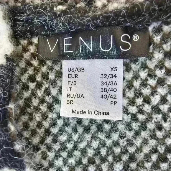 ✨Like New✨ Venus Camouflage Cardigan, Green/Black/White, Size XS - Picture 7 of 9